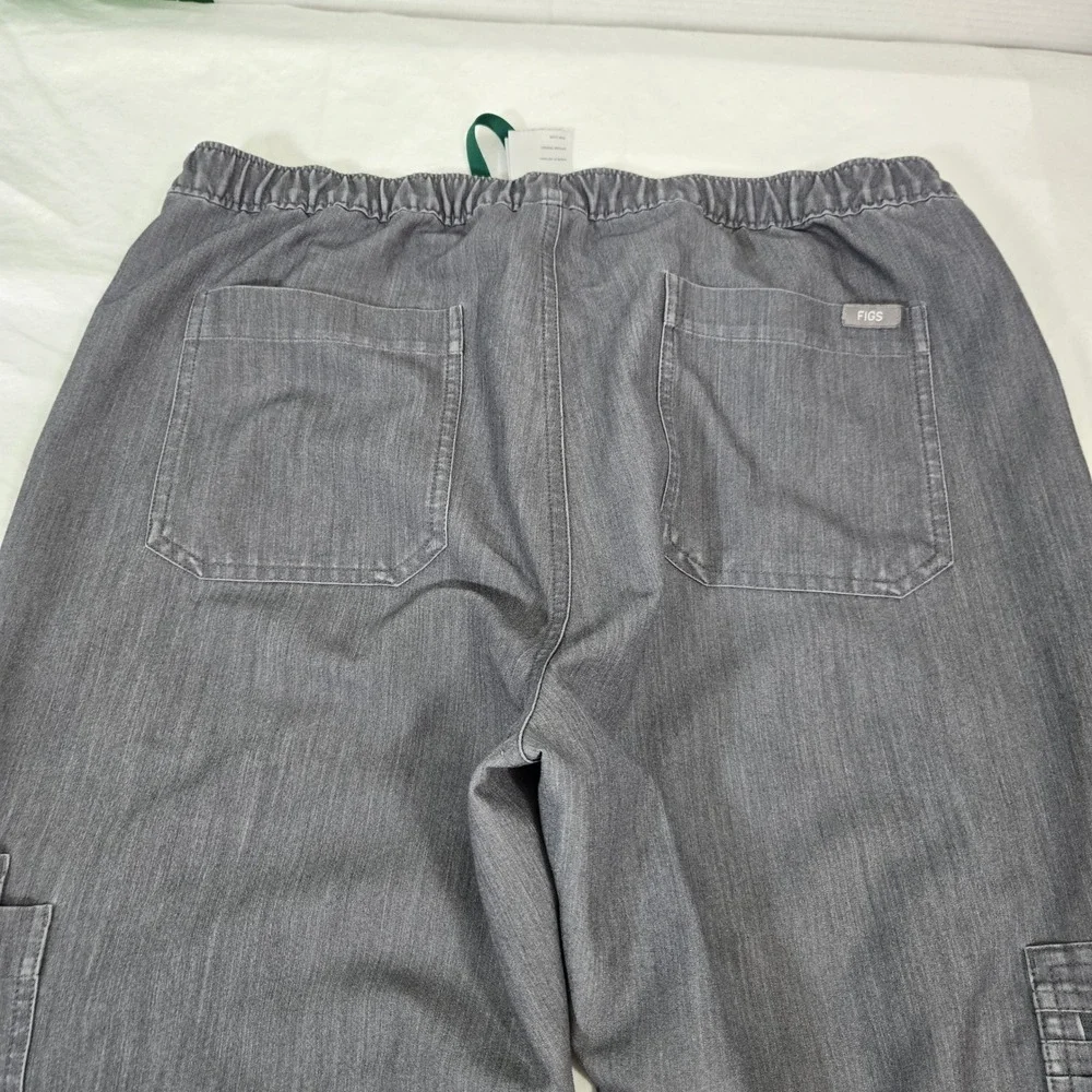 Figs Scrub Pants Mens LG Graphite Gray Technical Collection Style 32x32 Cargo